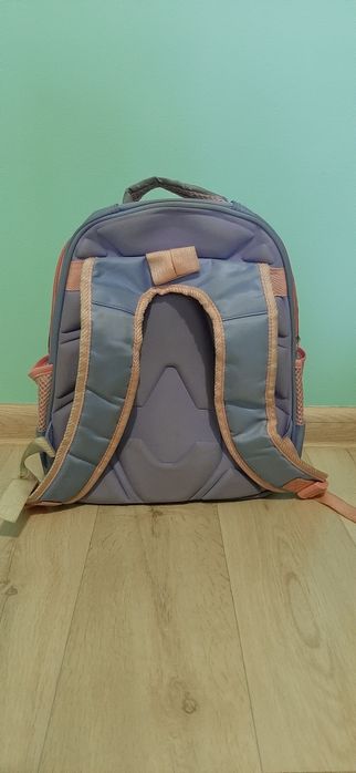 Школьный рюкзак.