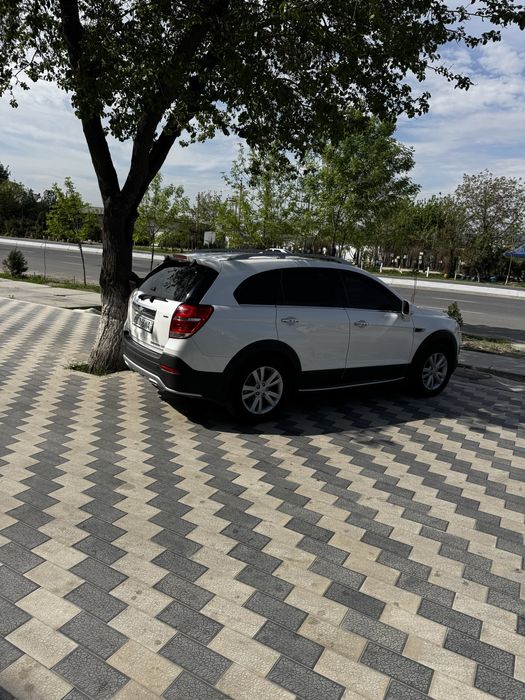 Srochna Captiva 3 sotiladi tozza