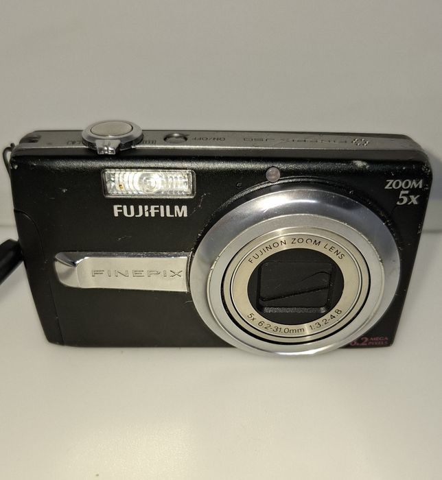 Fujifilm FinePix J50 компактен дигитален фотоапарат