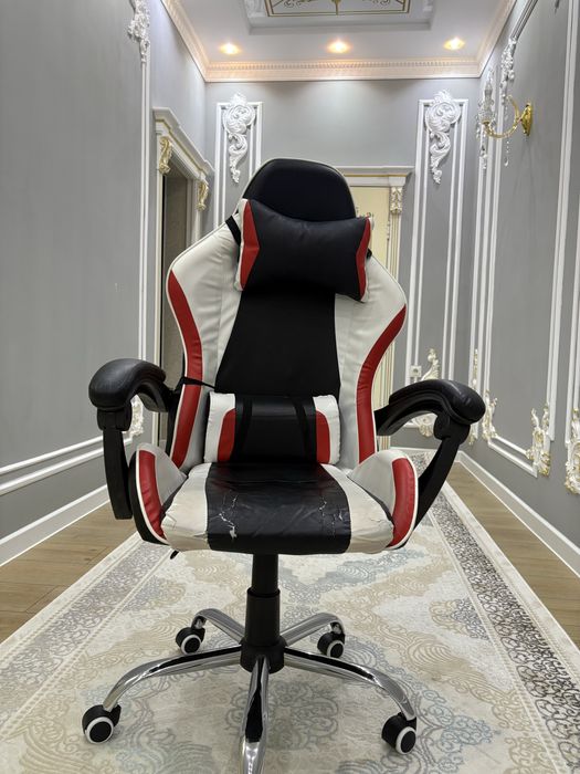 Игровое кресло.