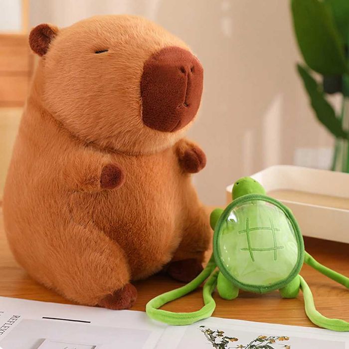 Плюшена играчка Капибара с Костенурка раница, 40см