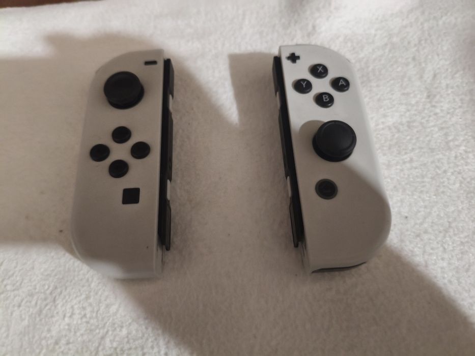 Продам Nintendo Switch OLED чипированный