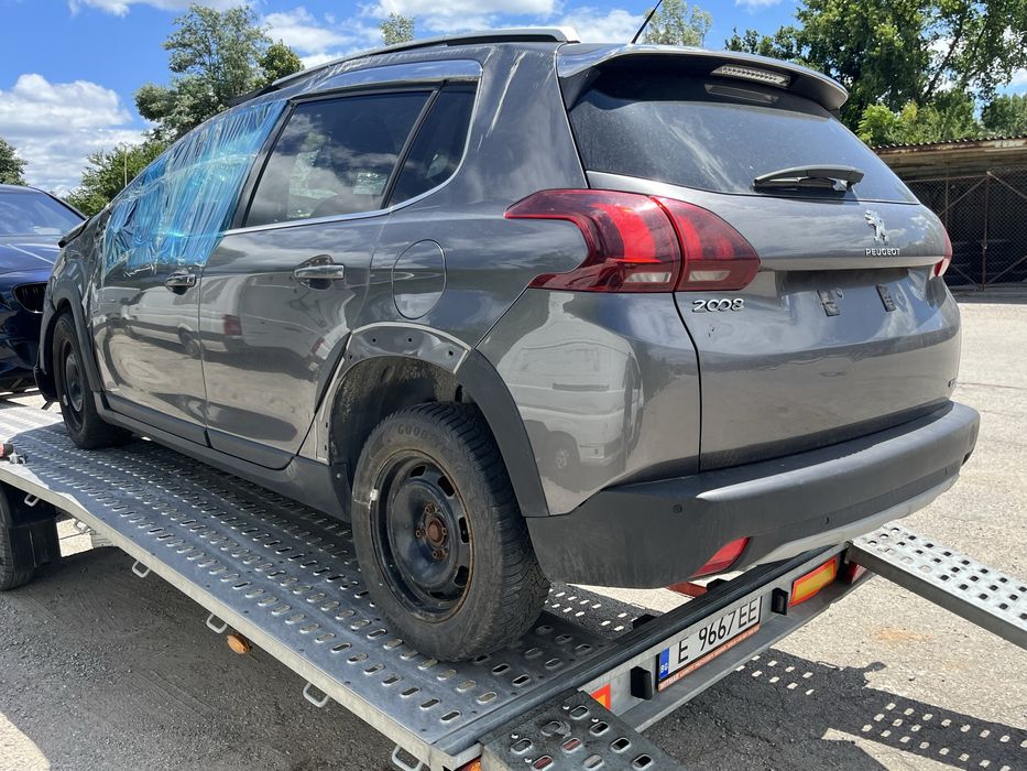 На части! Peugeout 2008 Пежо 2008 1.2 бензин