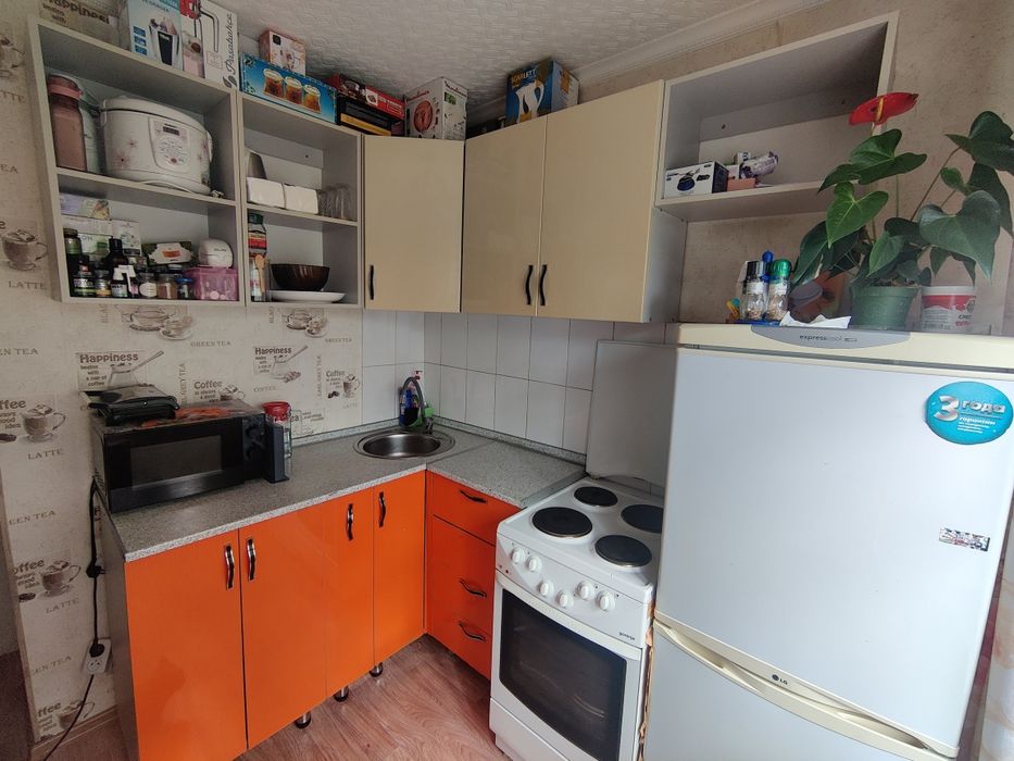 Срочно продается кухонный гарнитур б/у