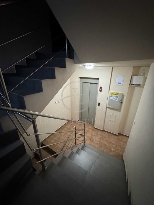 Продава се Двустаен апартамент в Пловдив, Център - 38 кв.м за 1503 €/кв.м - Снимка #7