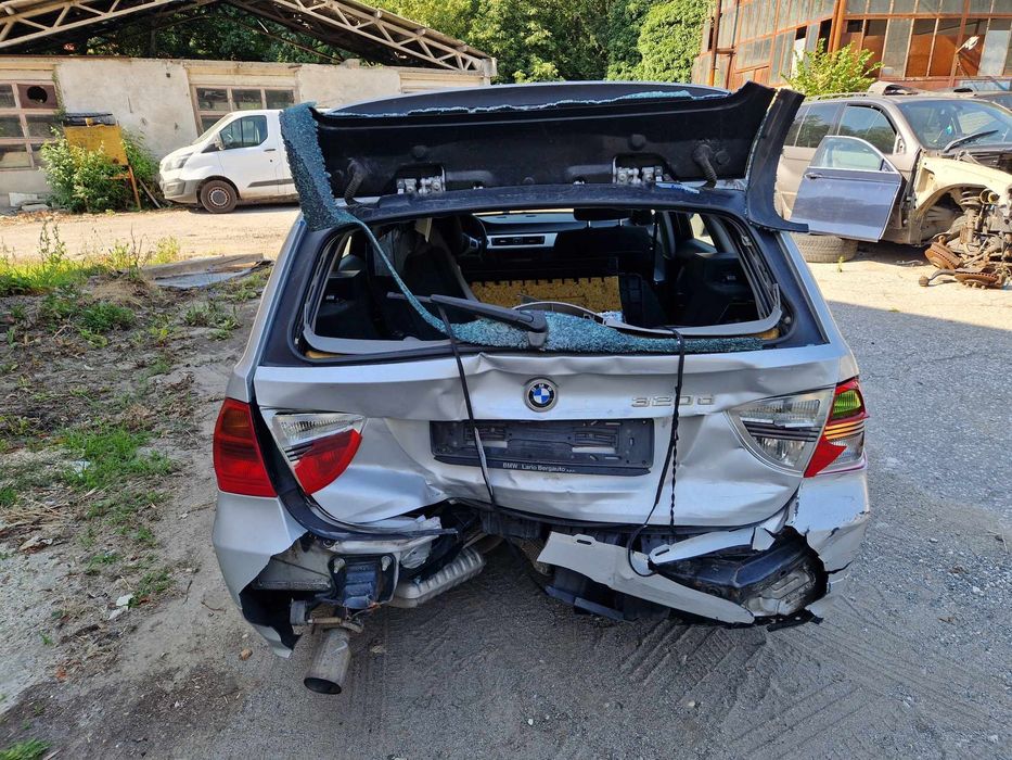 BMW E91 320D 163кс  ксенон рекаро  ръчка НА ЧАСТИ!