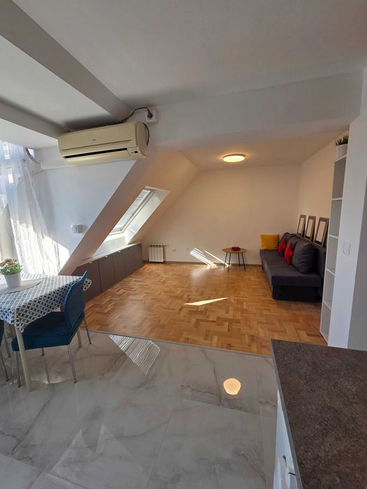 Дава се под наем Двустаен апартамент в София, Младост 1А - 50 кв.м за 610.98 € - Снимка #6