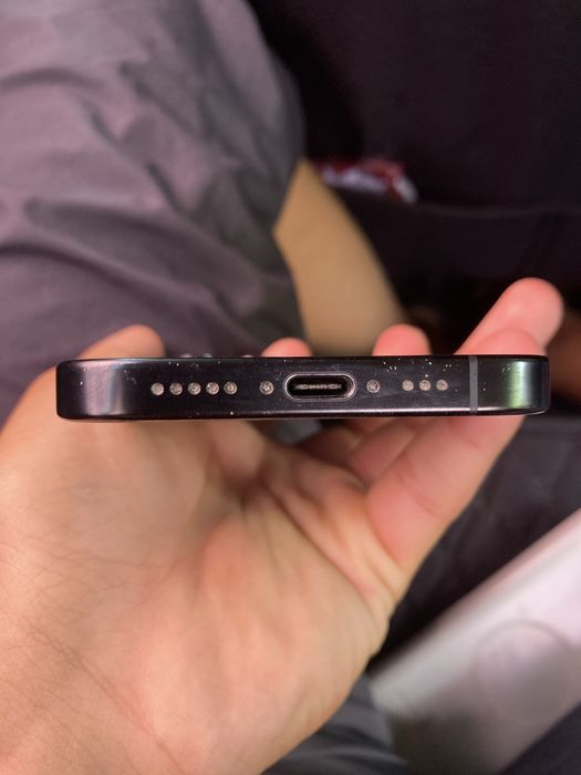 Продам Iphone 16 pro 128гб