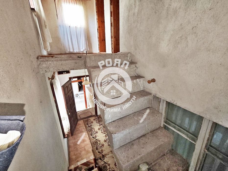 Продава се Къща в с. Избеглии, Област Пловдив - 300 кв.м за 250 €/кв.м - Снимка #11