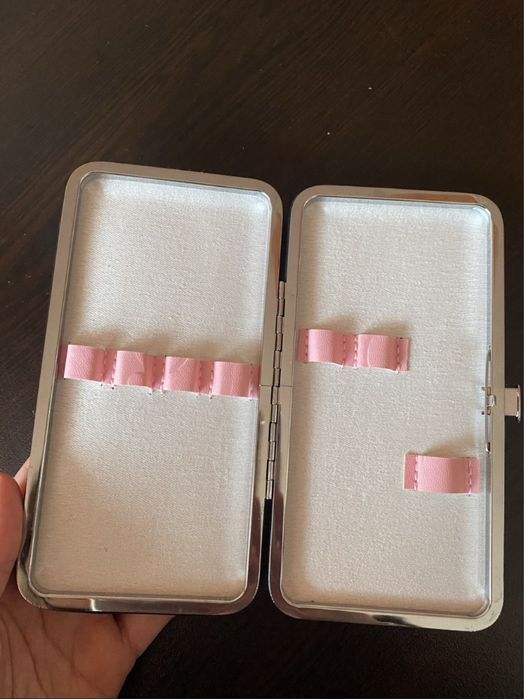 Консумативи за миглопластика. Мигли, пинсети и други.