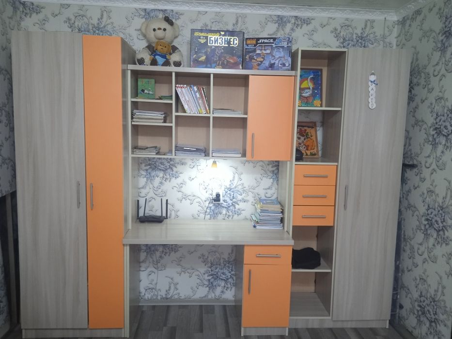 Продам детскую стенку