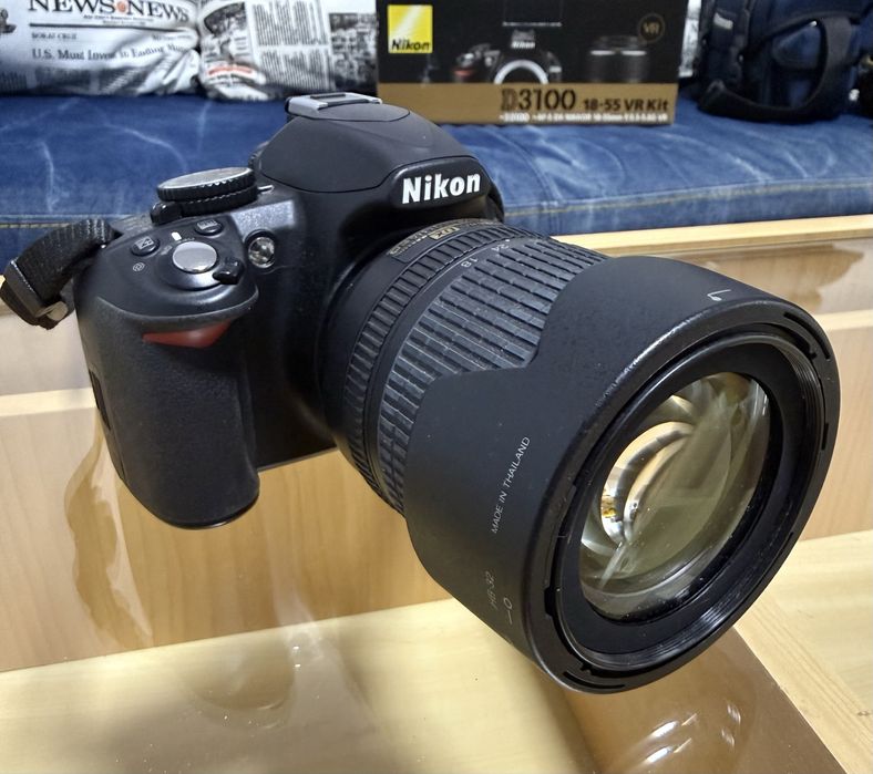 Aparat foto Nikon D3100, kit complet, la cutie, plus doua obiective Nikkor.