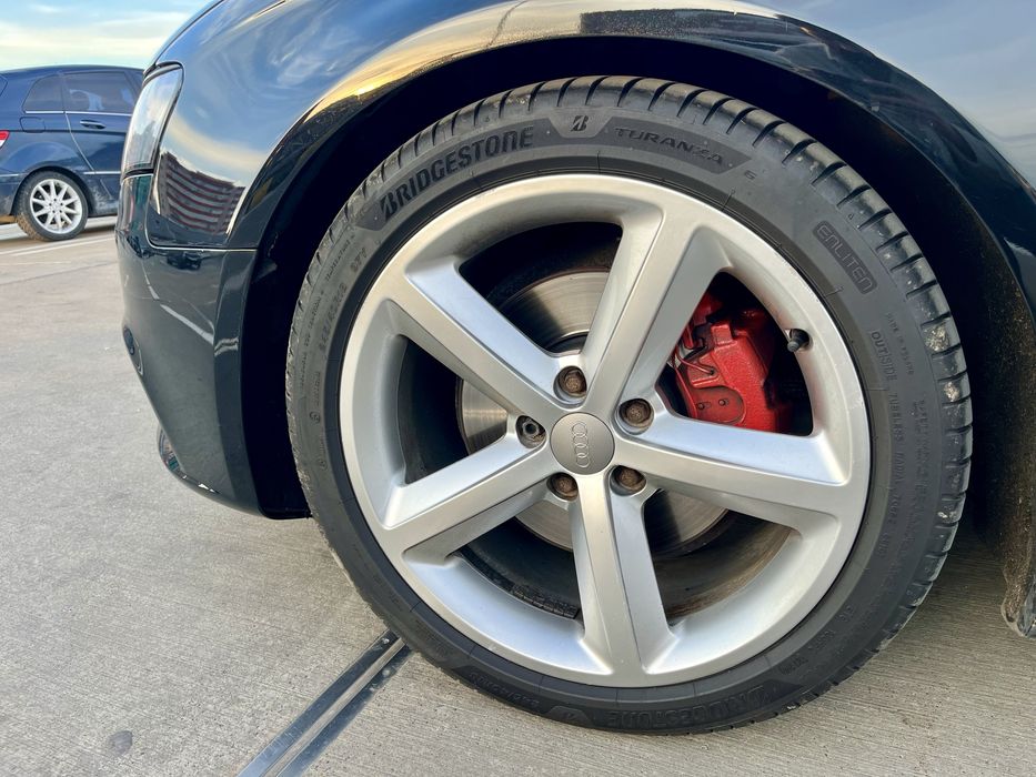 Audi A4 B8 3 S-Line • DPF ON • 2.0 TDI 170 CP • Manuală • Negru • 2009 • Foarte întreținută • EURO 5