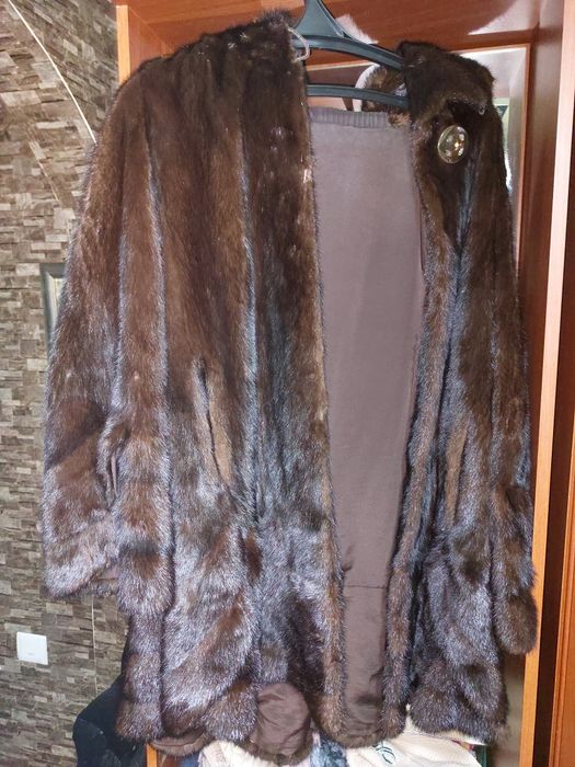 Продам норковую шубу.