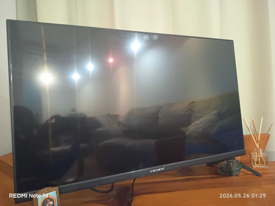 ЧИСТО НОВ 32" Телевизор CROWN 32FB22 LED TV (Неизползван, с кашон)