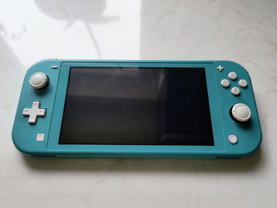 Nintendo switch+Minecraft, FIFA 22,23,24