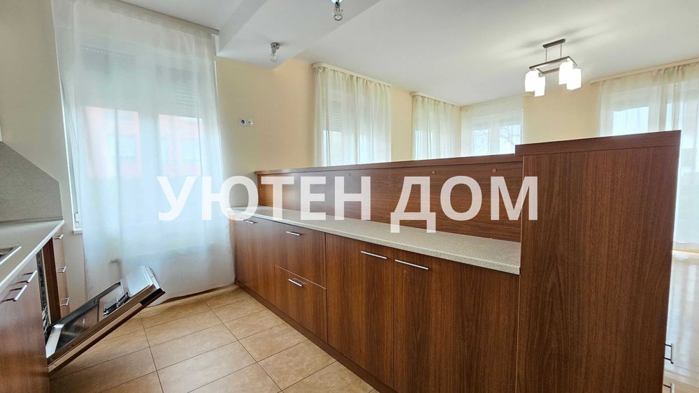 Просторен тристаен апартамент в Residential Park Sofia, Фаза 1 + паркомясто