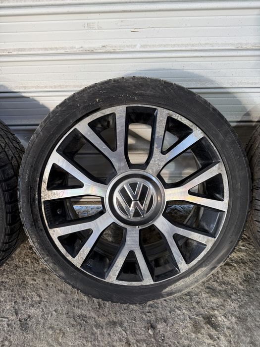Vw up оригинални джанти 4х100 16”