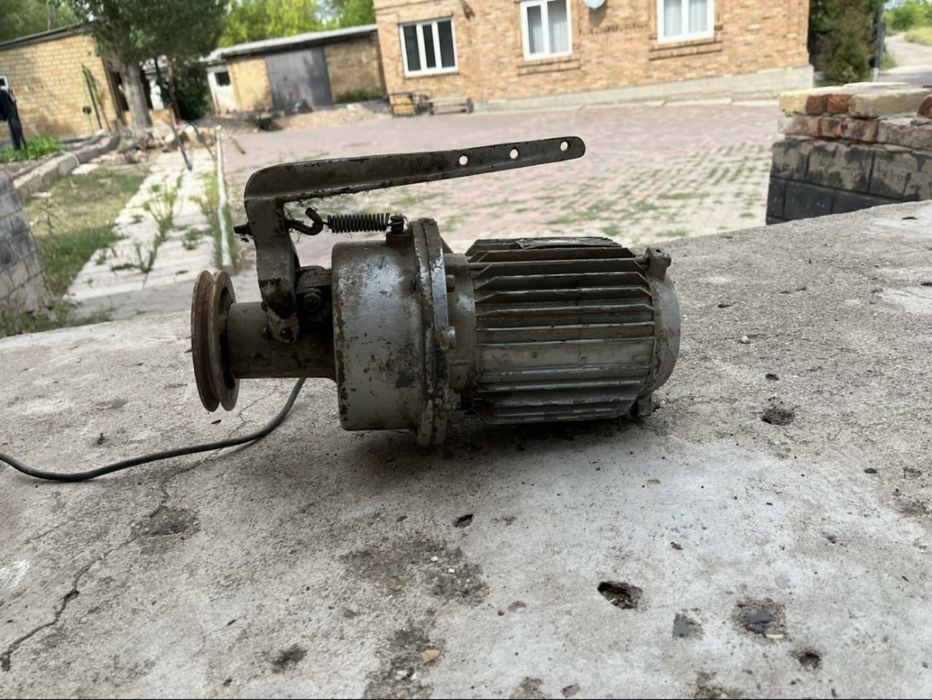 Электродвигатель