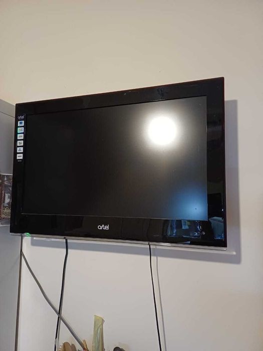 Продаю телвизор ARTEL 43