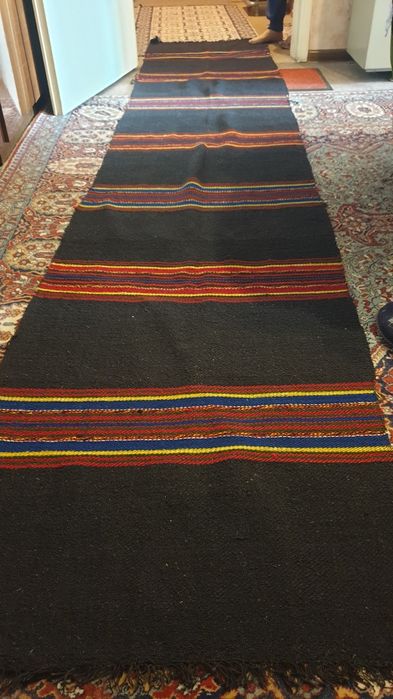 Домашна ръчнотъкана пътека