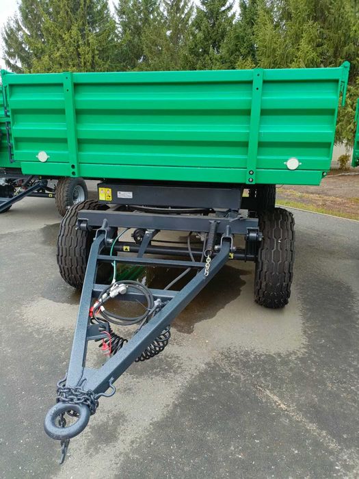 Прицеп тракторный самосвальный 2ПТС-4.5