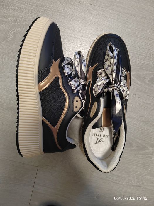 Дамски спотрно елегантни обувки