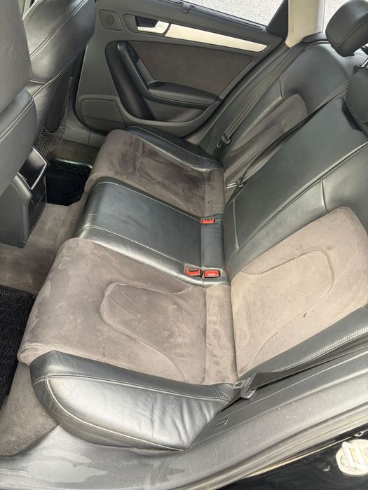Se vinde Audi A4 B8 2010