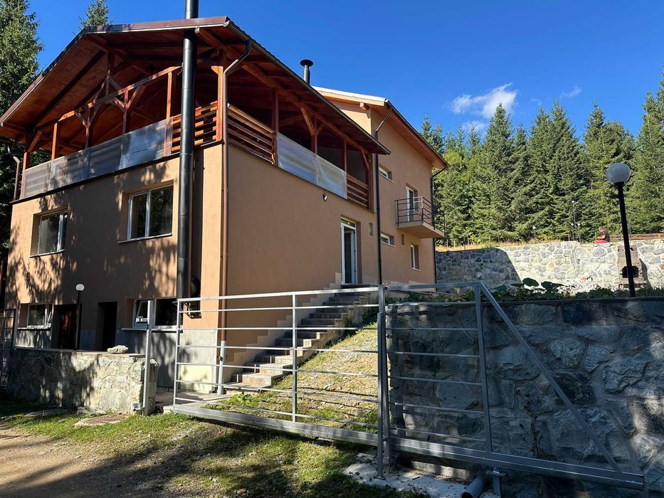 inchiriez vila turistica pe termen lung