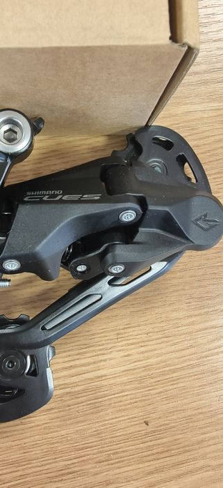 НОВИ Заден дерайльор Shimano CUES RD-U3020 и CUES-4020 9-speed