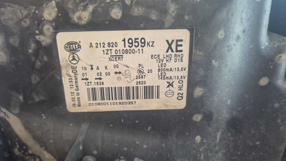 Far xenon Mercedes  E212  2009-2013 Partea stânga A 212 820 1959KZ