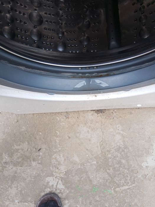 Продам стиральную машинку LG