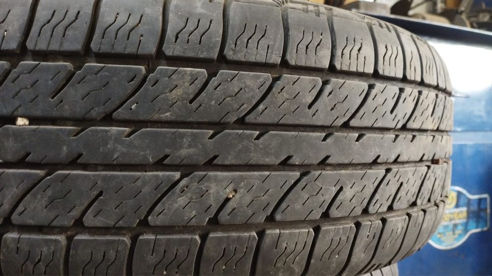 Продам коплект шин