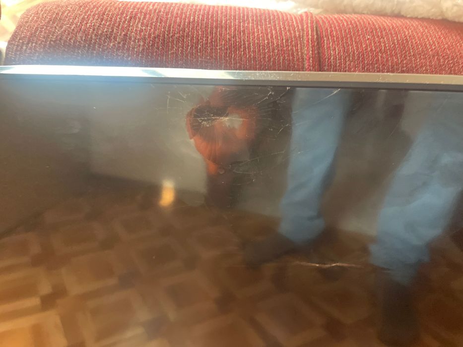 Samsung QLED за части 2022 година