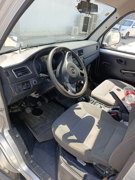 Dong Feng D 50 sotiladi