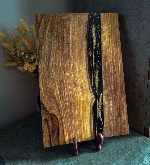 Плата от  орех и епоксидна смола