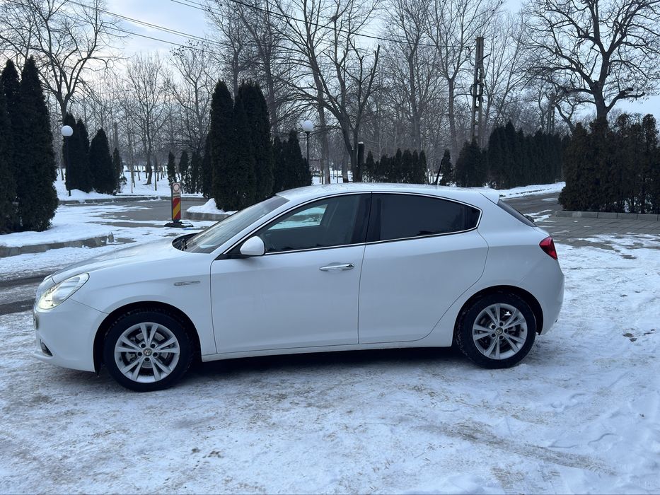 ALFA ROMEO Giulietta 2014 — imagine 5