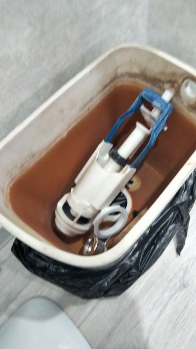 Продам бачок от унитаза