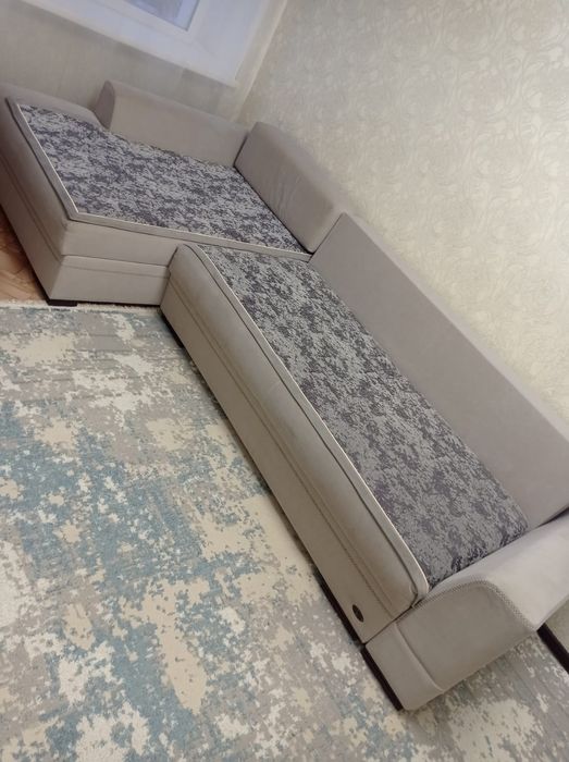 Диван в хорошем состоянии