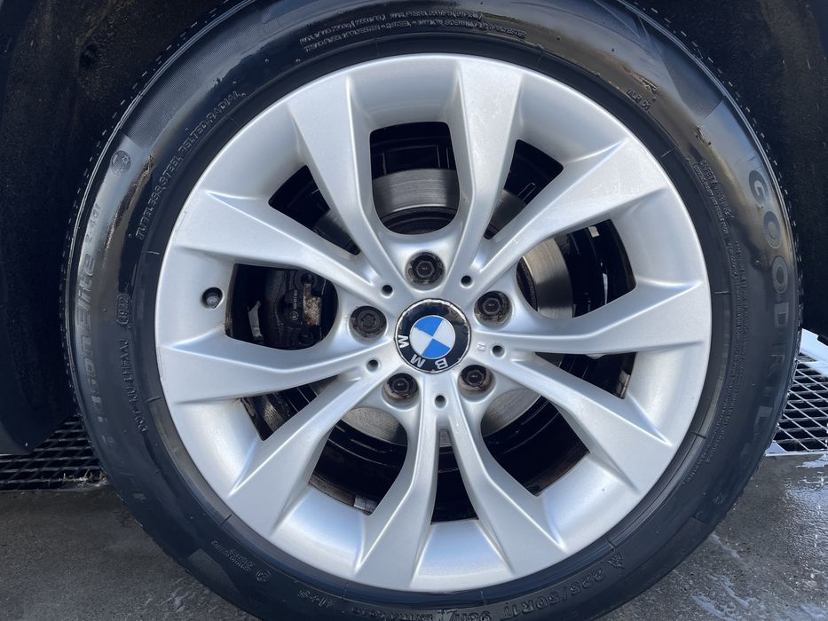 BMW x1 an 2010 ,Negru