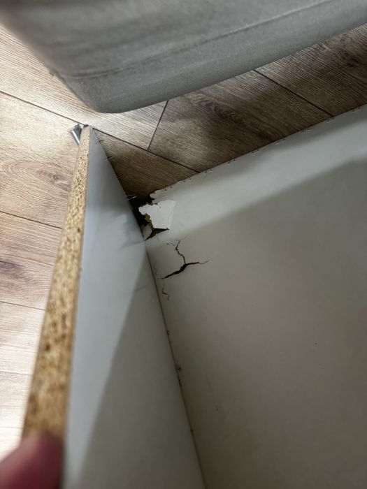 Диван б/у. Сломан но можно отремонтировать!