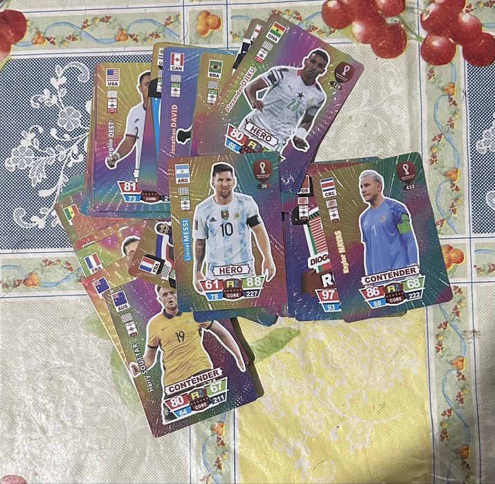 Редкие карточки футболистов