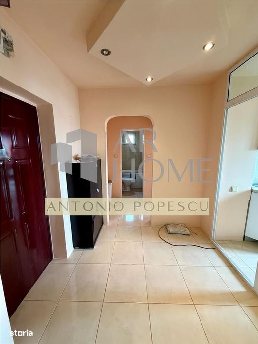 Apartament 2 camere, decomandat, In Ploiesti, zona Vest Lamaita.