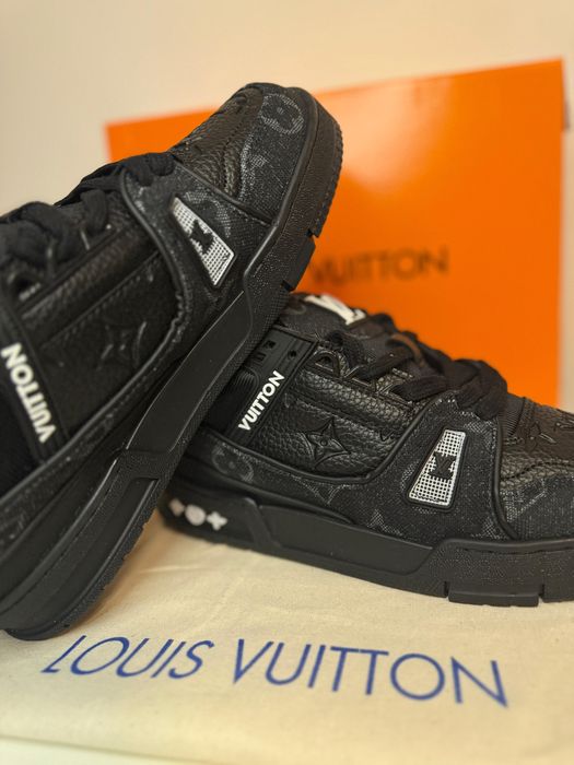 Adidasi Louis Vuitton full Black Model Premium