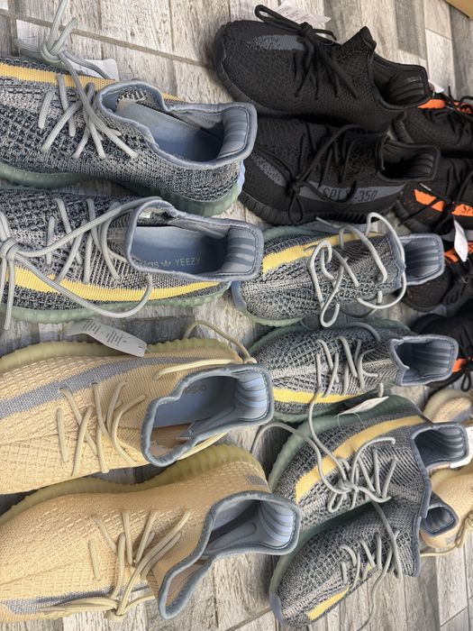 Vand adidasi yeezy boost en gros