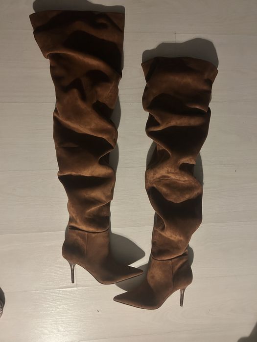 Cizme Asos peste genunchi- noi in cutie- 37