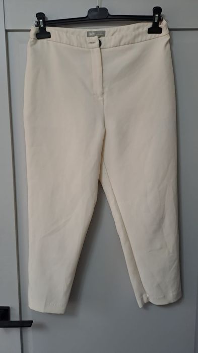 Pantaloni pentru damă