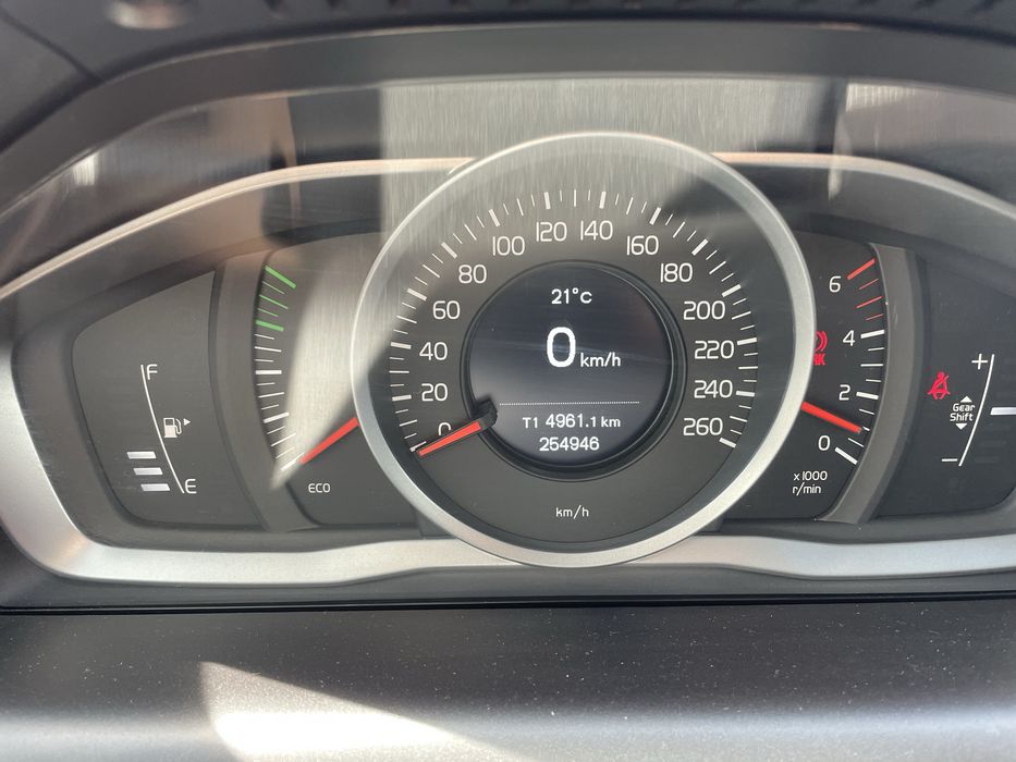 VOLVO XC60 0 — imagine 5