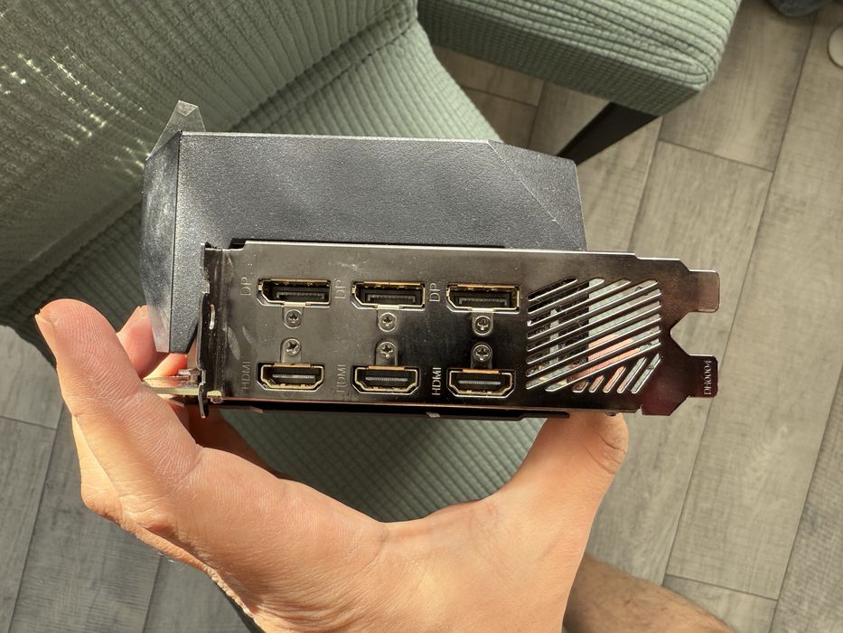 Видеокарта RTX 3080 Aorus Xtreme 10GB