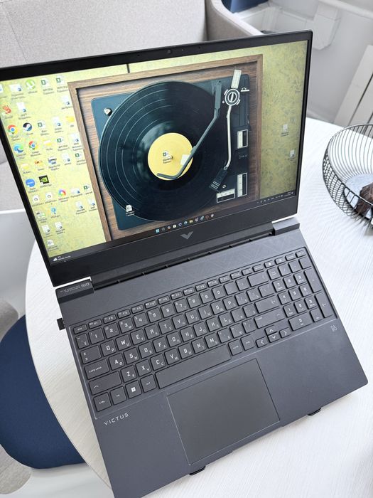 Продам HP Victus